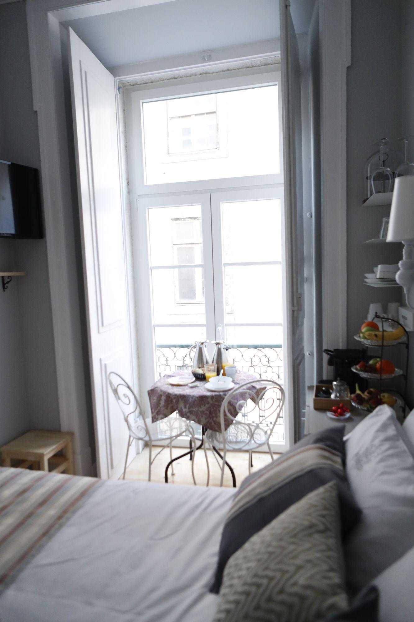 B In B Downtown Bed & Breakfast 3*